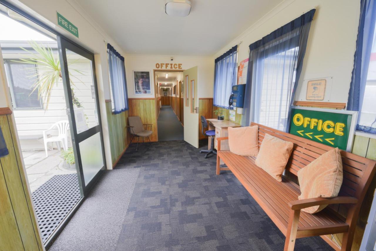 Wilderness Backpackers Hostel Haast Luaran gambar